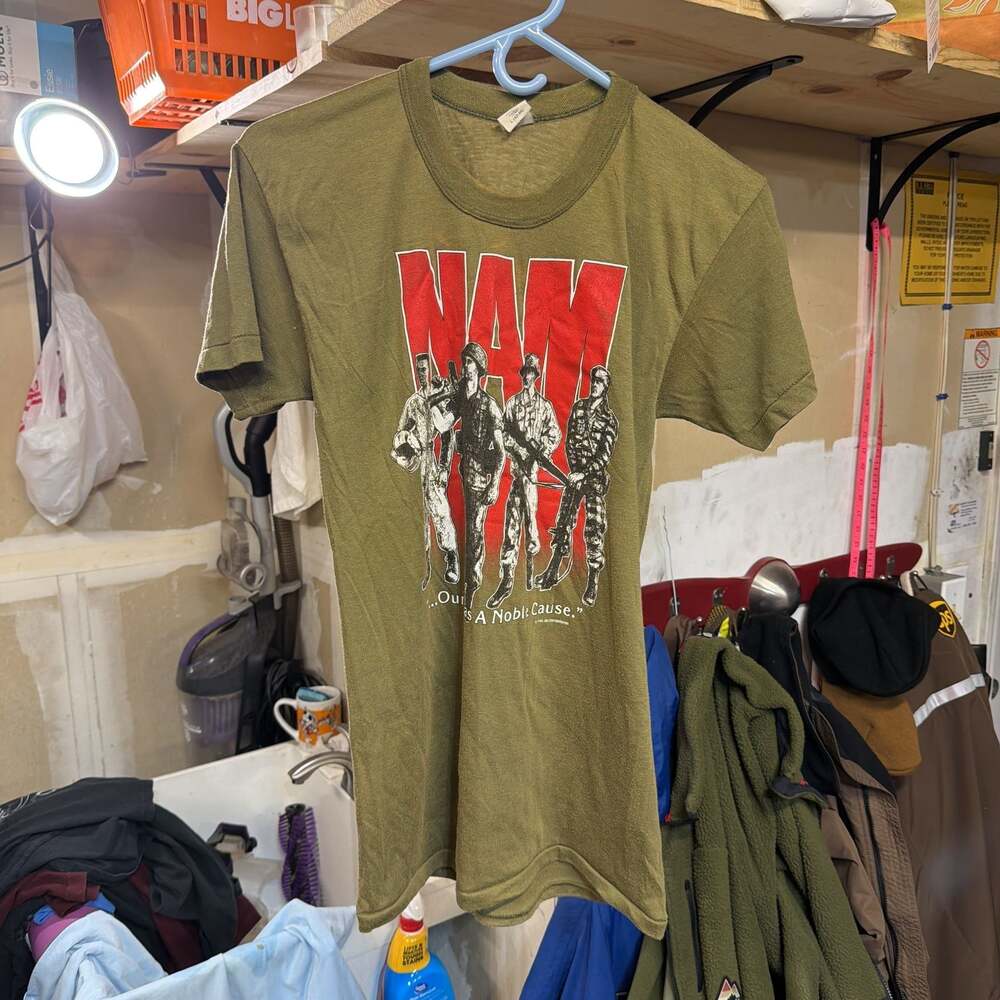 Vintage 1986 NAM 'A Noble Cause' Vietnam War Graphic T-Shirt size large